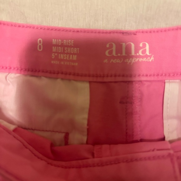 a.n.a Vibrant Pink Women's Shorts - Picture 3 of 3